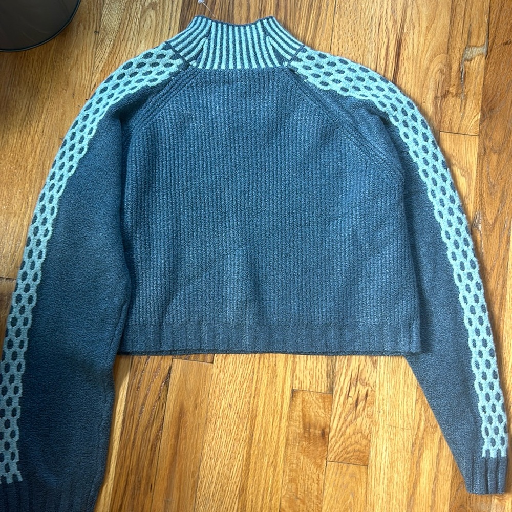 NWT Target blue cropped sweater
